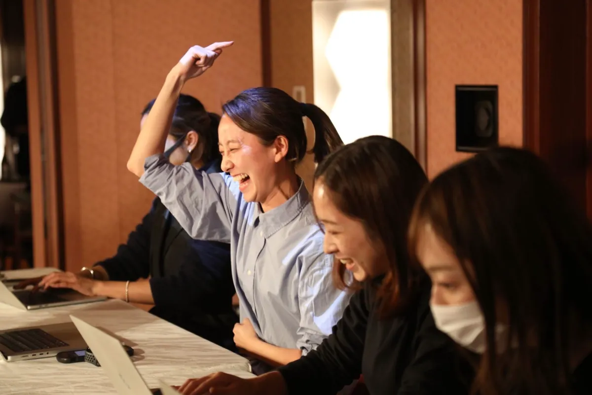 「ライブ問題のミニゲーム、タイピング対決で勝者が決まった時の様子